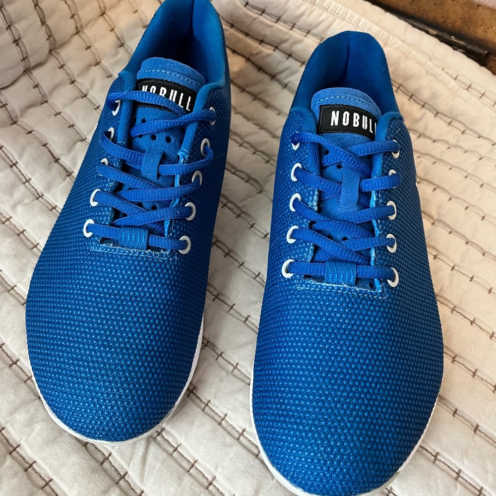 NOBULL workout shoes size 11